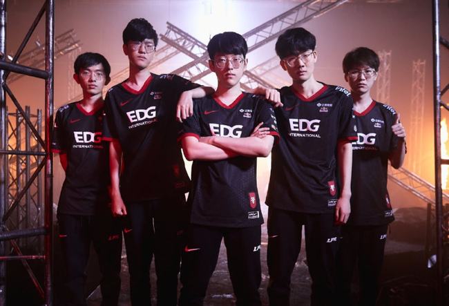 已经在伦敦 已经在伦敦