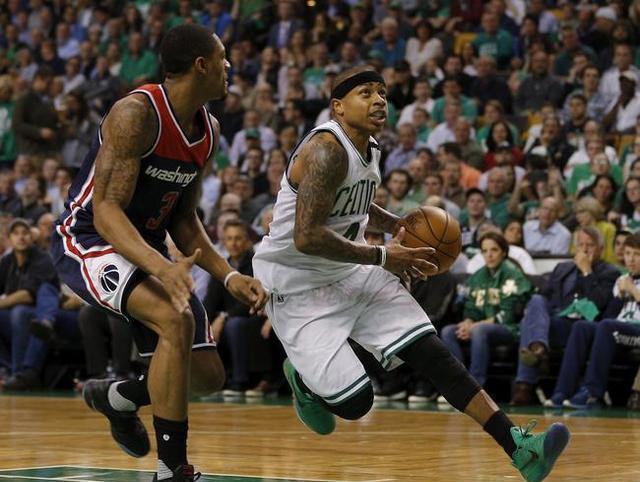 乌龙球在足 乌龙球在足